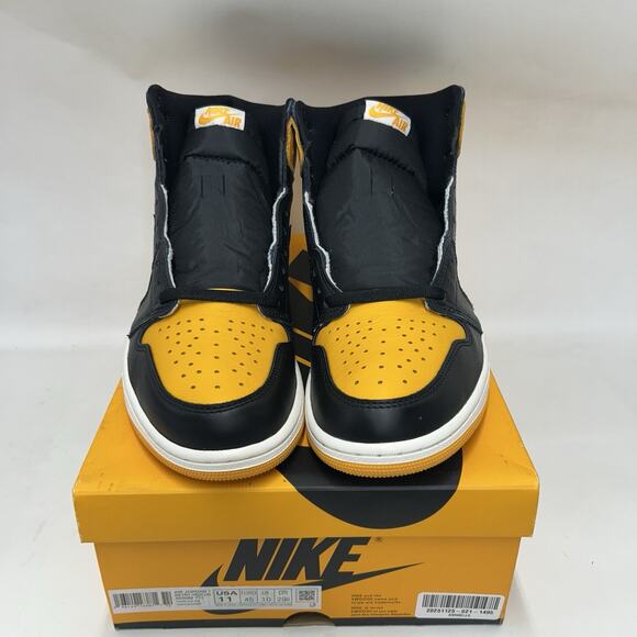 Nike Air Jordan 1 Retro High OG “Taxi/Black-Sail” 555088-711 main image 6